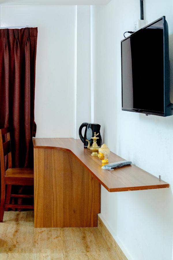 Nexus Inn- The Aparthotel Катманду Екстериор снимка
